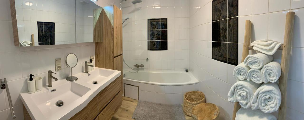 Top Appartement Met Garage "Au Franelle" ออสเทนด์ ภายนอก รูปภาพ
